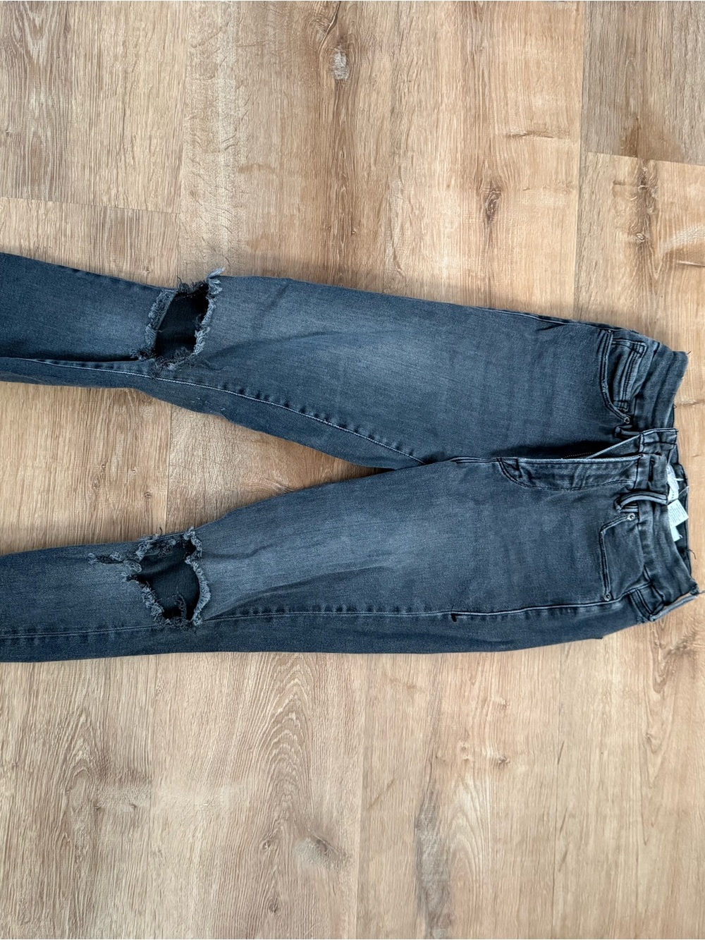 Good American Black Distressed Skinny Jeans